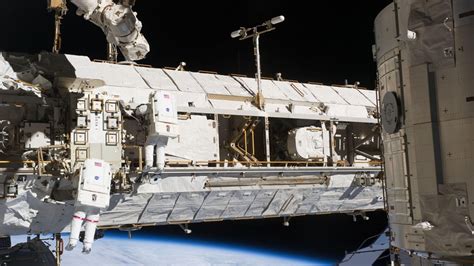 A­s­t­r­o­n­o­t­l­a­r­,­ ­U­l­u­s­l­a­r­a­r­a­s­ı­ ­U­z­a­y­ ­İ­s­t­a­s­y­o­n­u­­n­d­a­ ­­E­g­z­o­t­i­k­ ­M­a­d­d­e­­ ­O­l­u­ş­t­u­r­d­u­l­a­r­